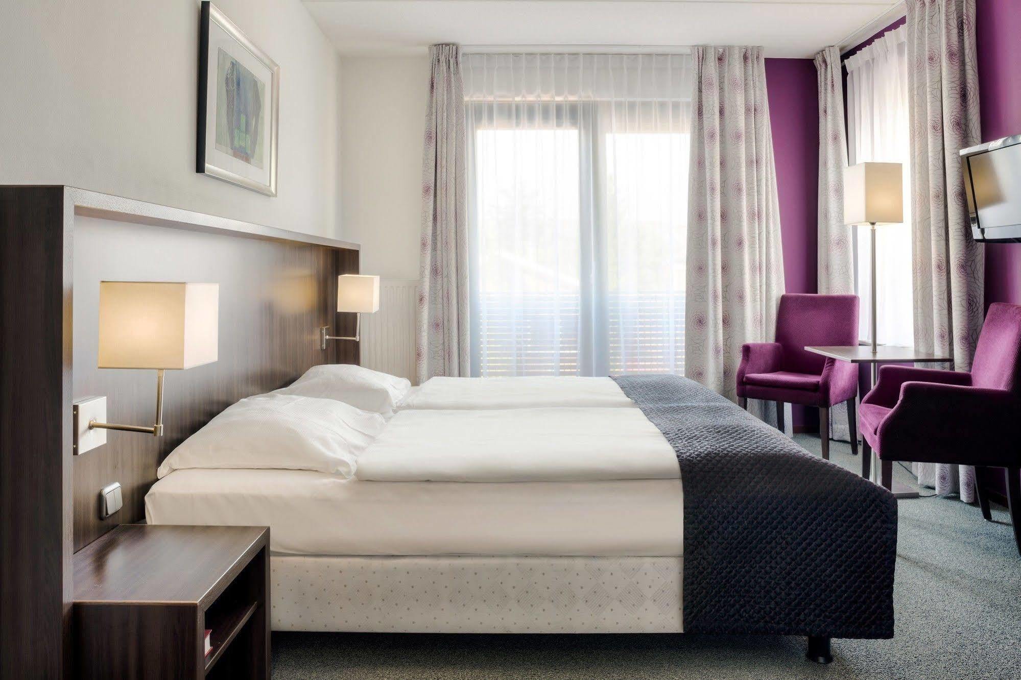 Hampshire Hotel - Avenarius Рюрло Экстерьер фото